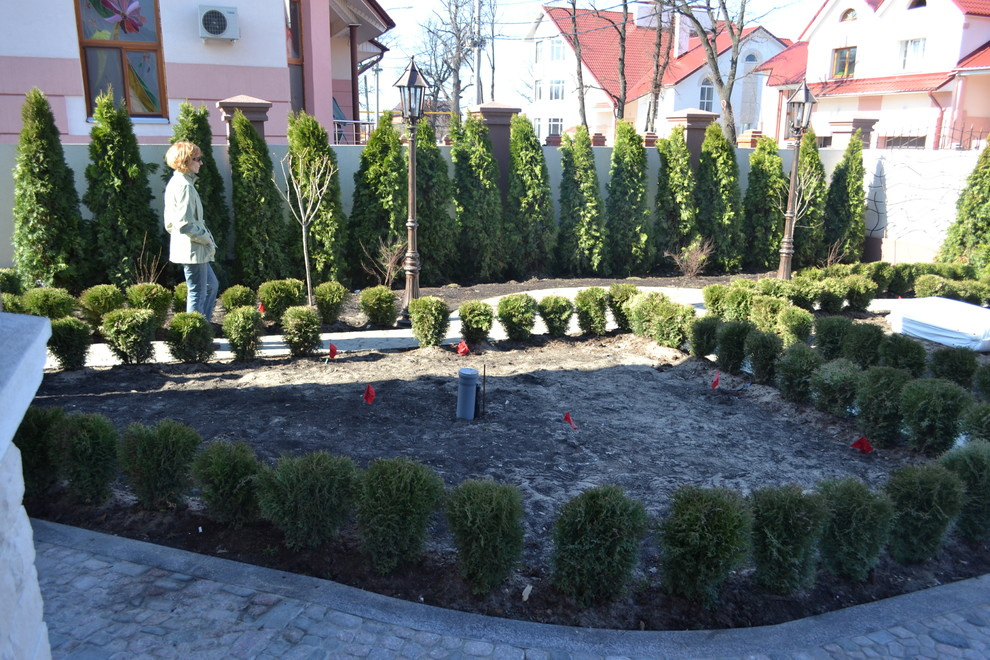 Розарий в частном саду