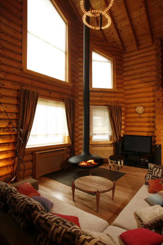 Камин "gyrofocus", призер в области дизайна, улыбается хозяевам дома.