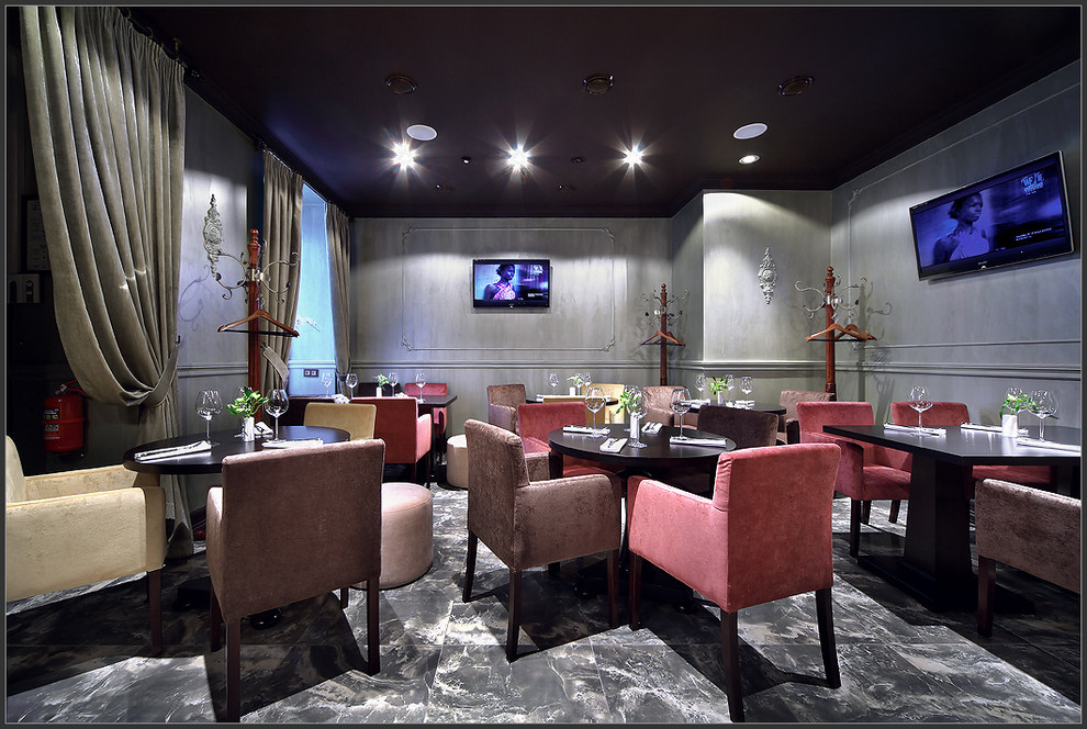 "Le Bourbon Bar"