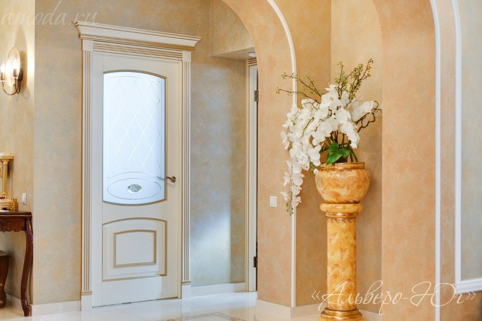 Обложка проекта: Белое с золотом