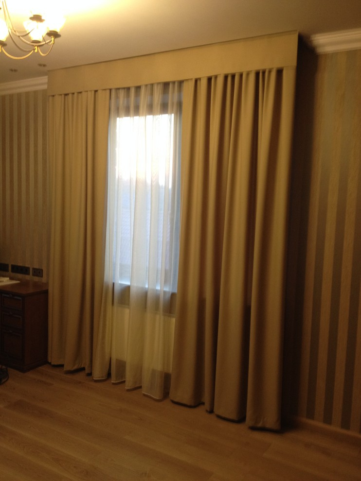 Шторы в загородный дом в классическом стиле