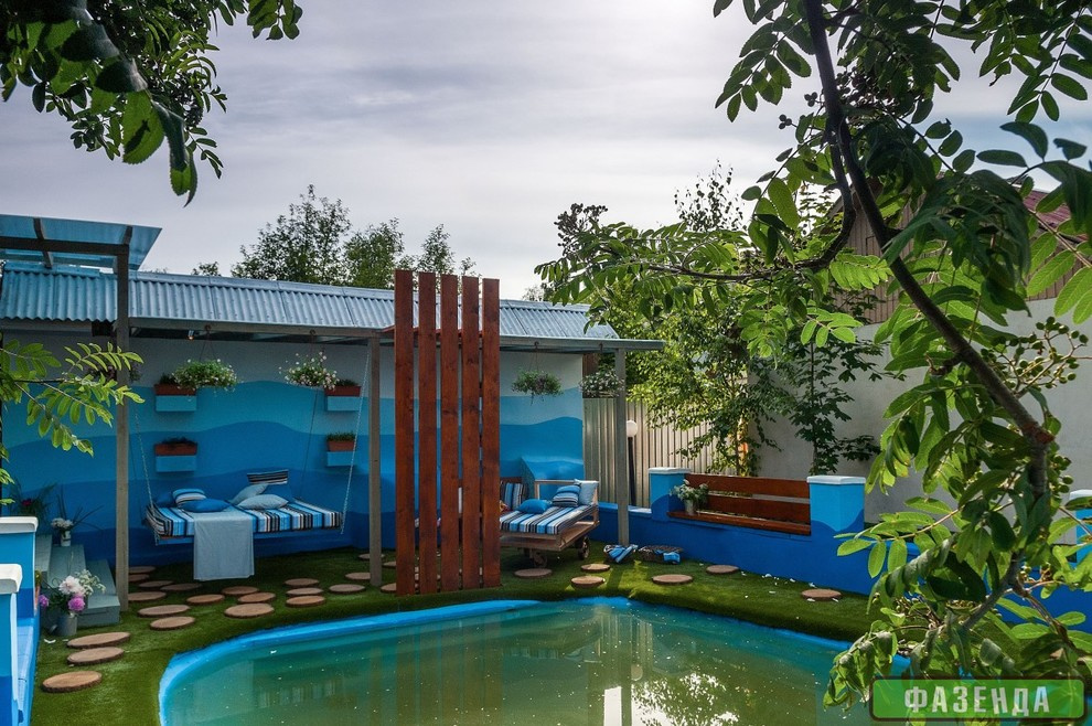 Зона отдыха у бассейна. Телепроект.