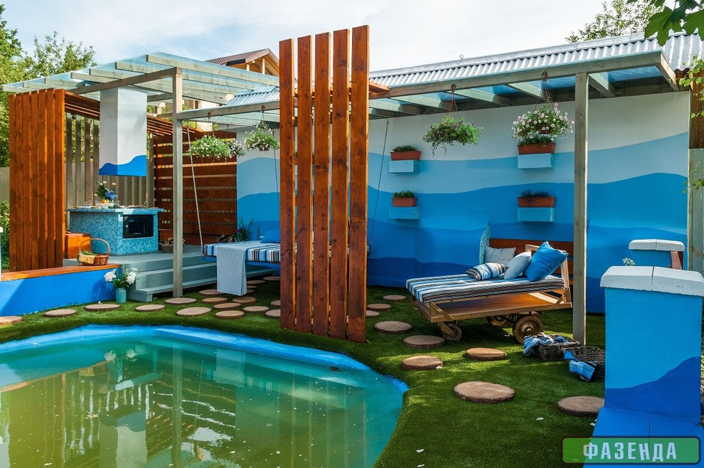 Зона отдыха у бассейна. Телепроект.