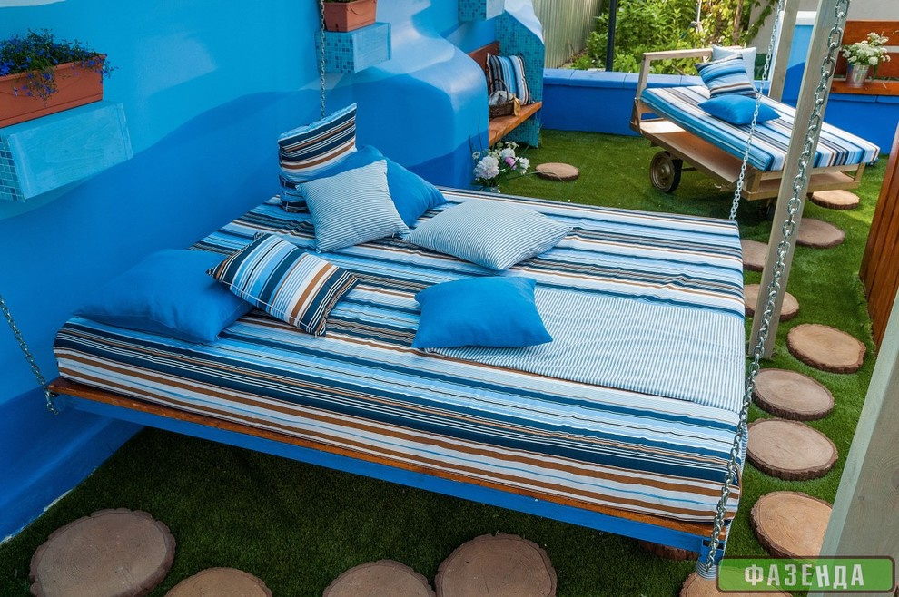 Зона отдыха у бассейна. Телепроект.