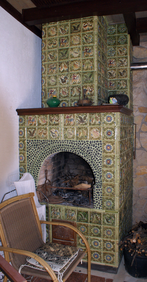 Печь с изразцами