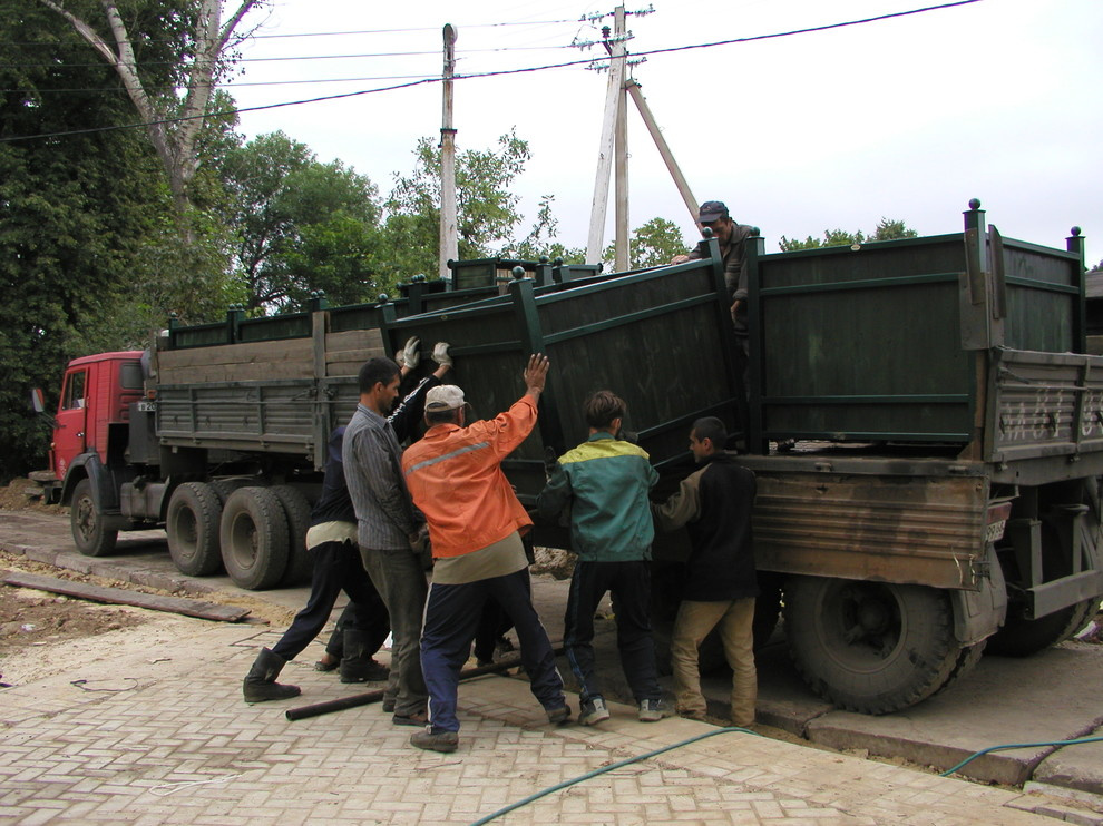 Контейнеры для уличного озеленения
