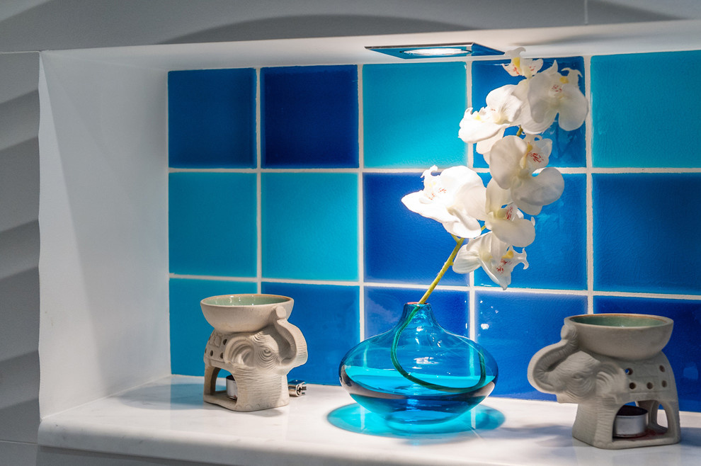 В цветах моря