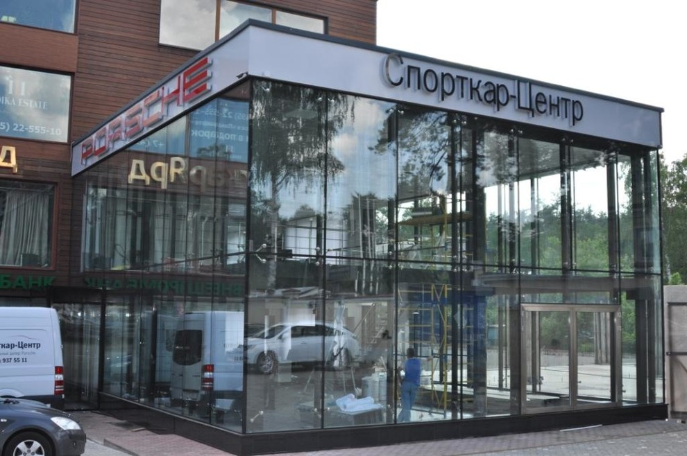 Спорткар-Центр в Жуковке "Porsche"