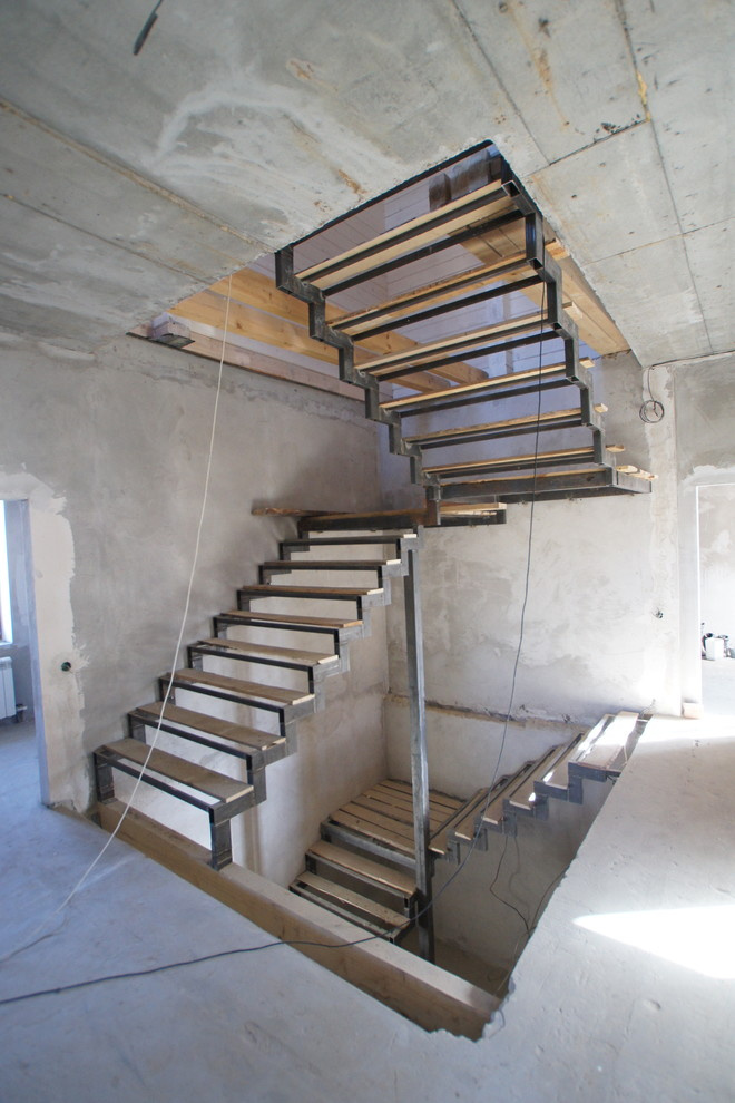 Дом по готовому фундаменту со смешанным каркасом