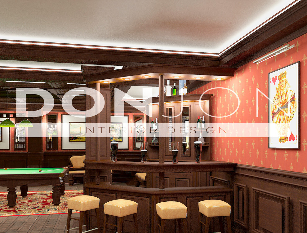 бильярдная и стол для покера в подвале частного дома