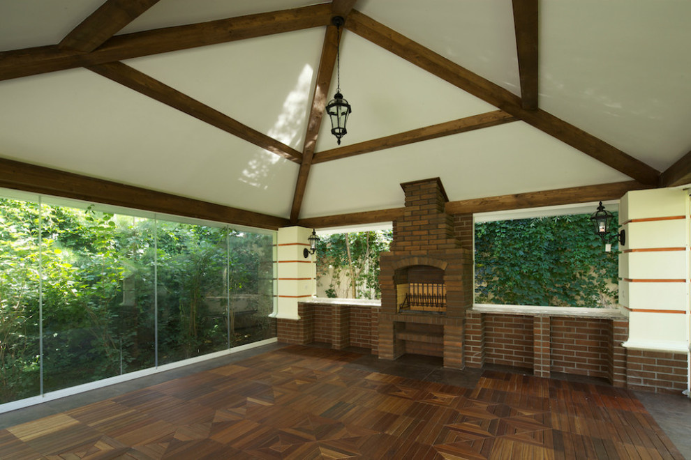 Беседка на приусадебном участке