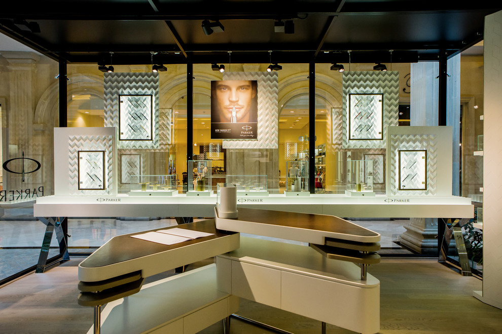 Обложка проекта: PARKER ТК "КРОКУС СИТИ МОЛЛ"