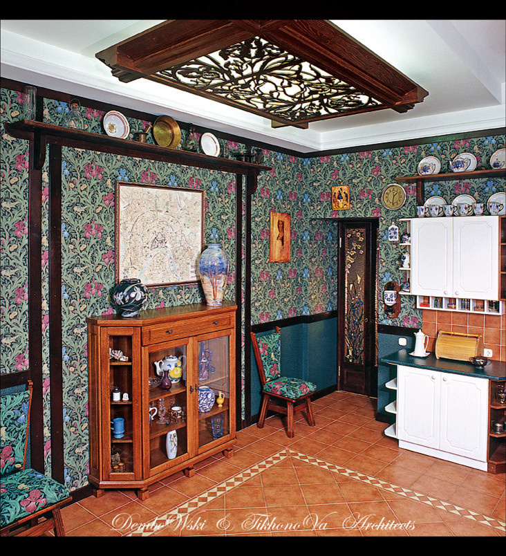 "Старая московская Квартира в стиле Arts@Krafts"