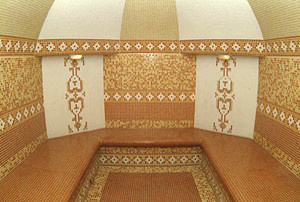 Художественная сборка панно из мозаики