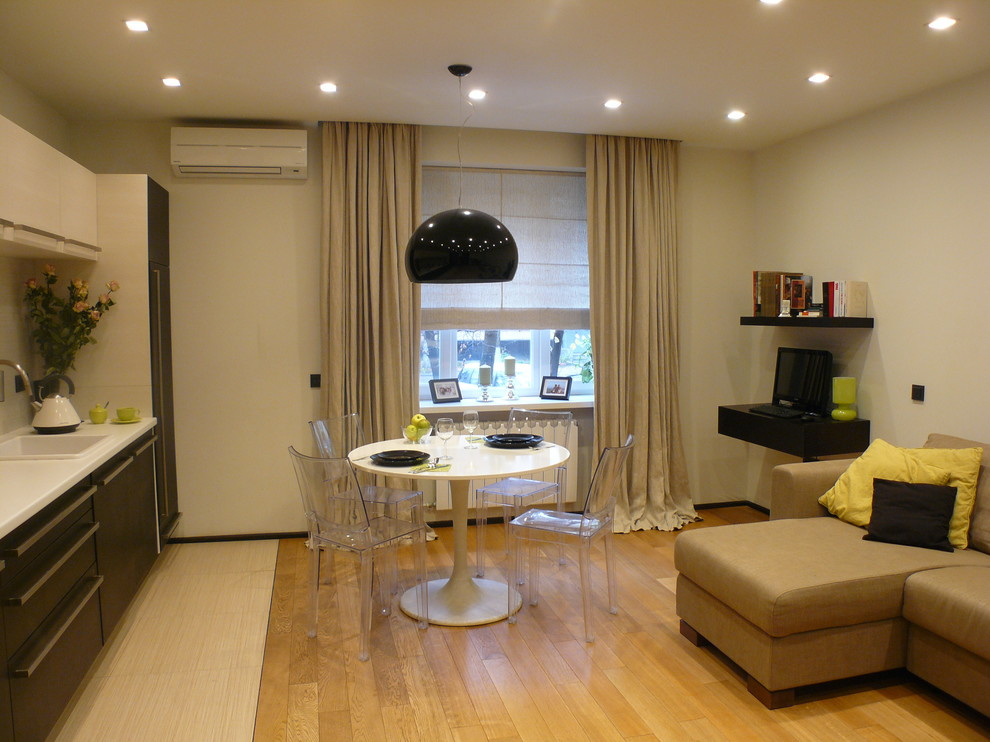 Из разных объектов