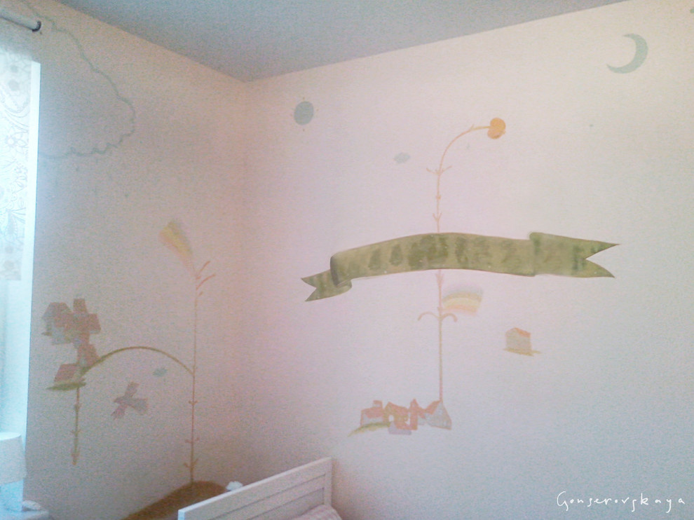 Little girl's tiny pink room