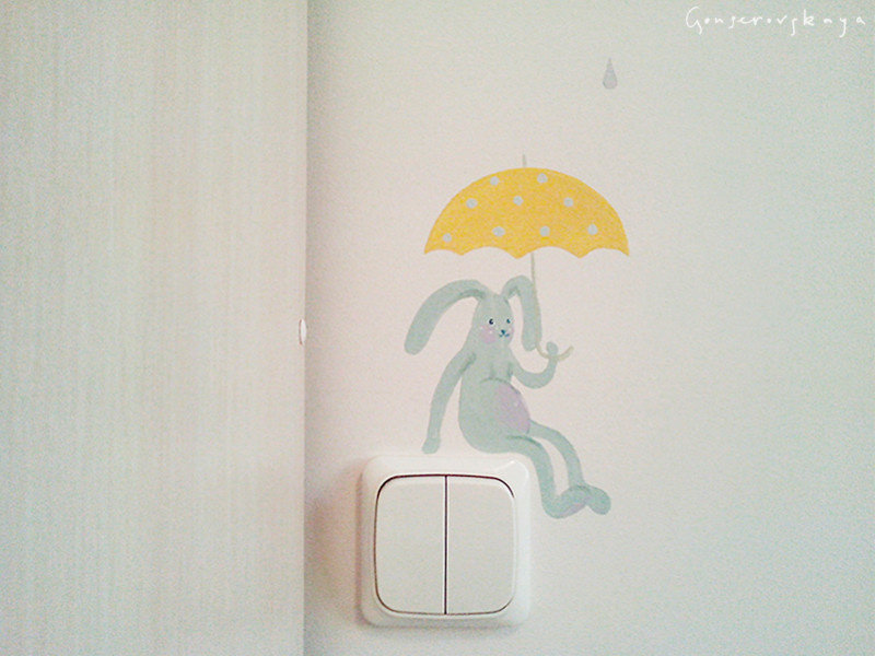 Little girl's tiny pink room