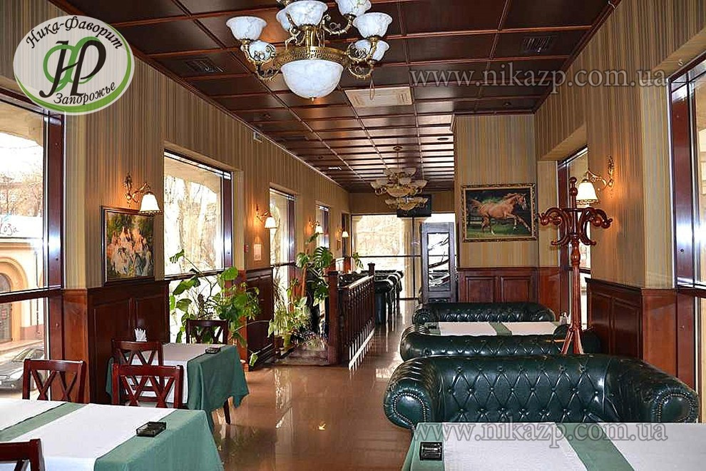 RESTAURANT INTERIOR, STAIRCASE, WOODEN INTERIOR. Лестница и интерьер ресторана "