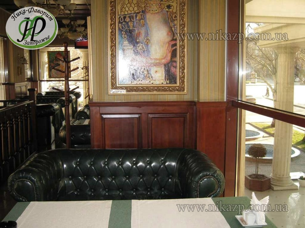 RESTAURANT INTERIOR, STAIRCASE, WOODEN INTERIOR. Лестница и интерьер ресторана "