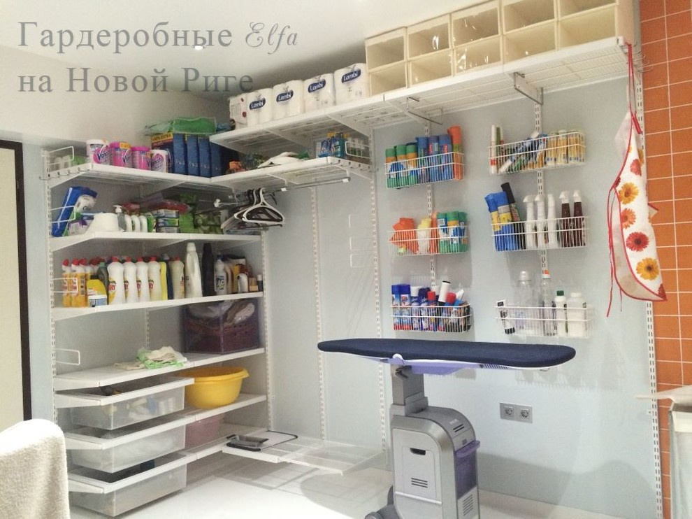 Система хранения Elfa для оборудования подсобного помещения (прачечной)