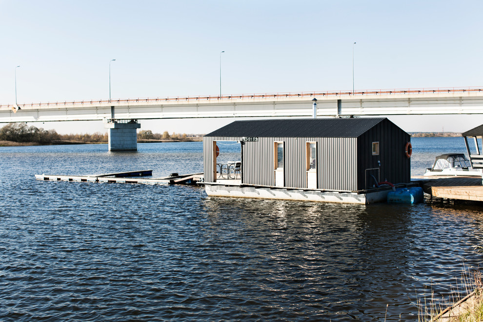 ДубльДом на воде