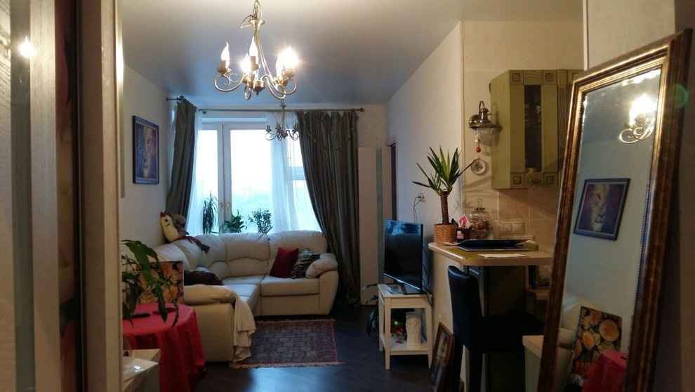 Small flat for gorgeous lady