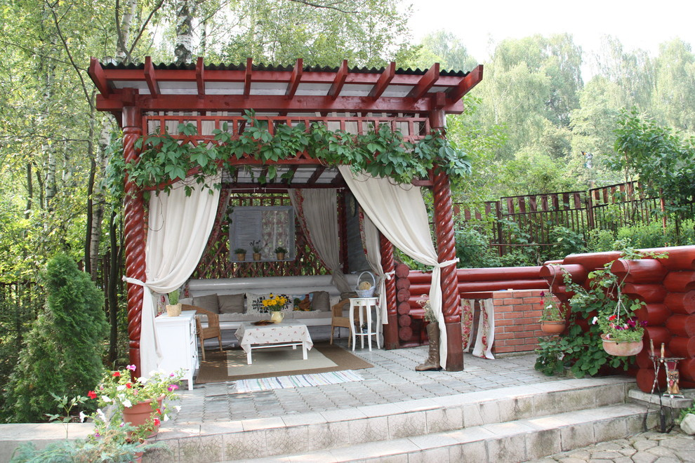 Беседка с мангалом