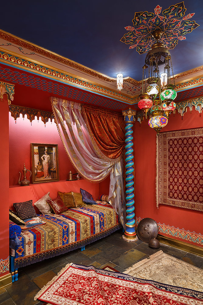 Дом в пригороде Санкт-Петербурга