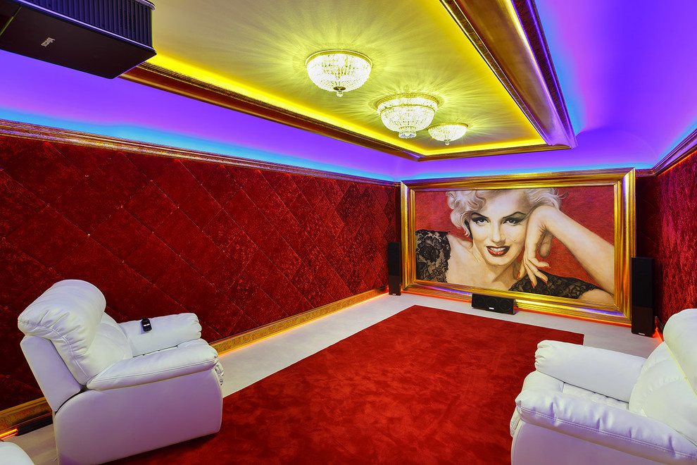 Дом в пригороде Санкт-Петербурга