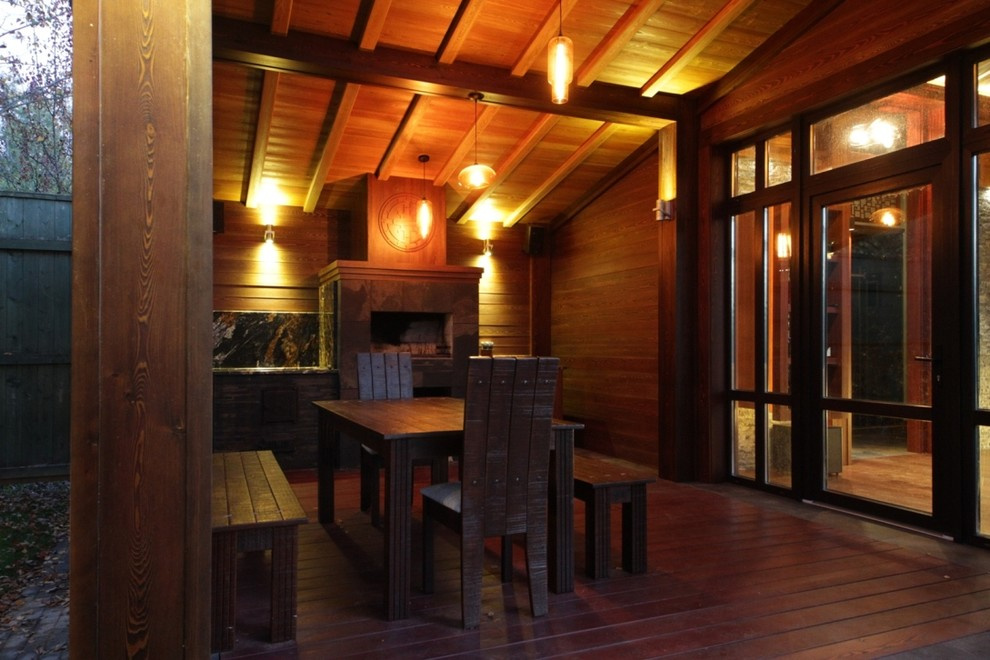 Веранда с камином