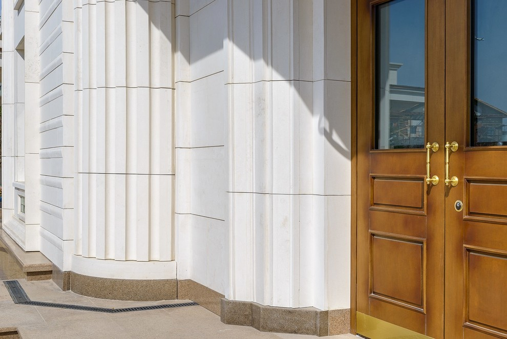 Отделка фасада коттеджа в поселке Стольное