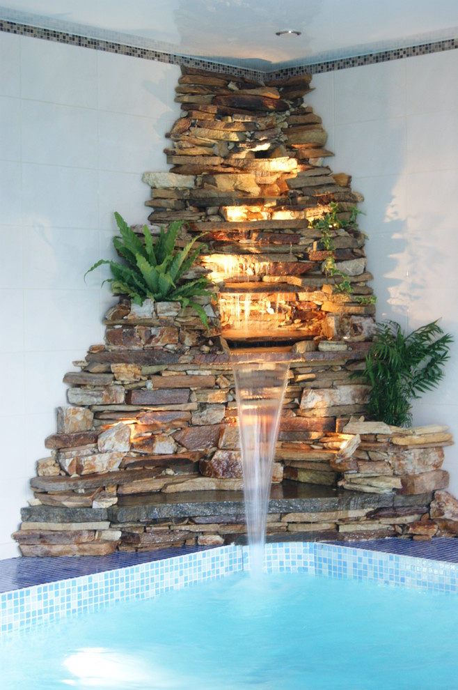 Интерьерные водопады