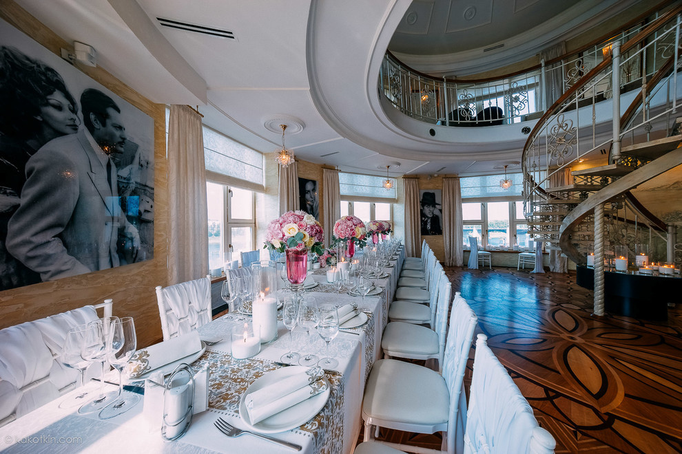 Italian Interiors restorara Rotunda in the town of Tver, Russia. / Интерьеры ита