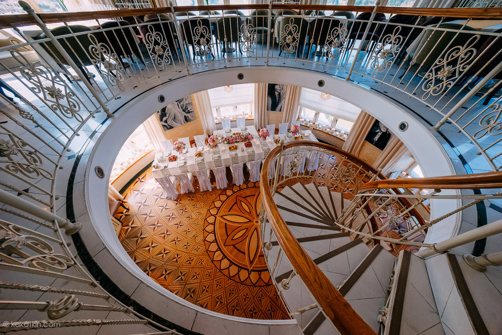 Italian Interiors restorara Rotunda in the town of Tver, Russia. / Интерьеры ита
