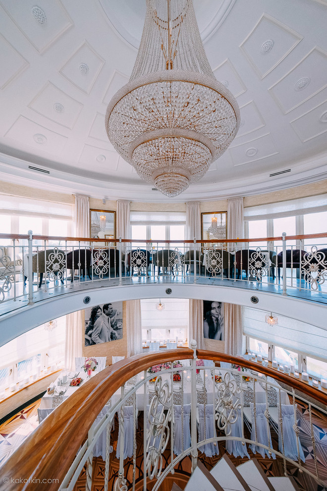Italian Interiors restorara Rotunda in the town of Tver, Russia. / Интерьеры ита
