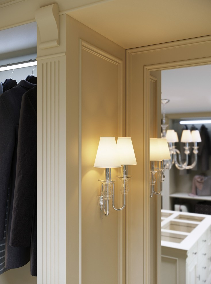 BRISTOL DRESS ROOM