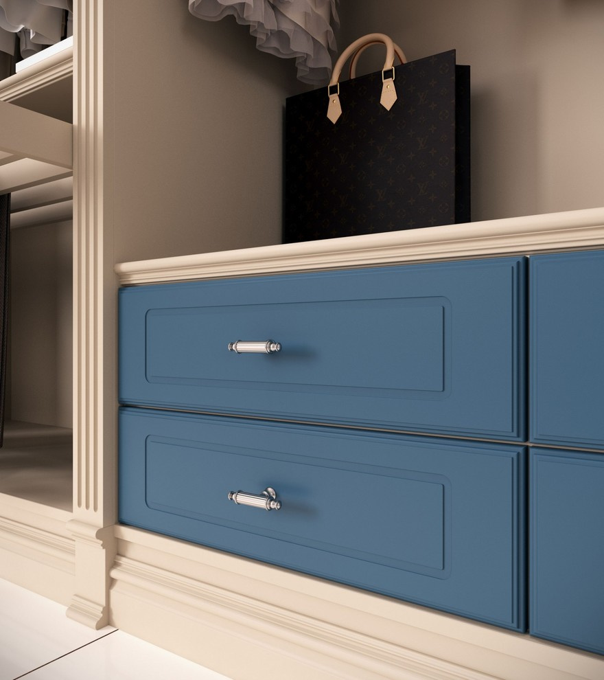 BRISTOL DRESS ROOM
