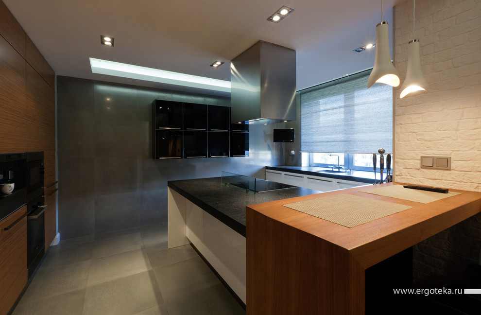 Квартира на Власова