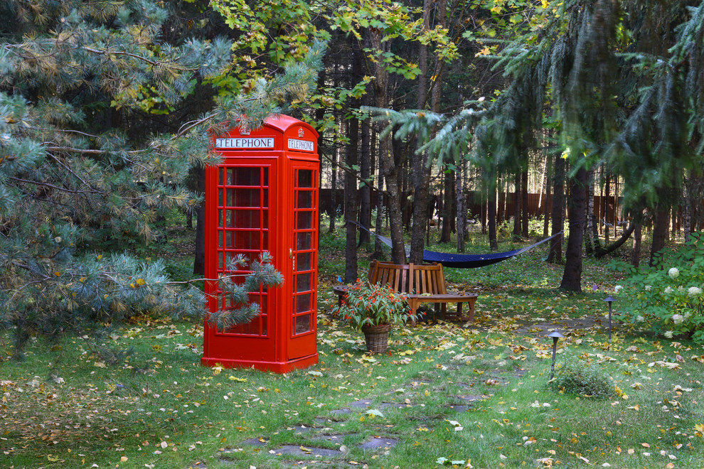 Баня с садом