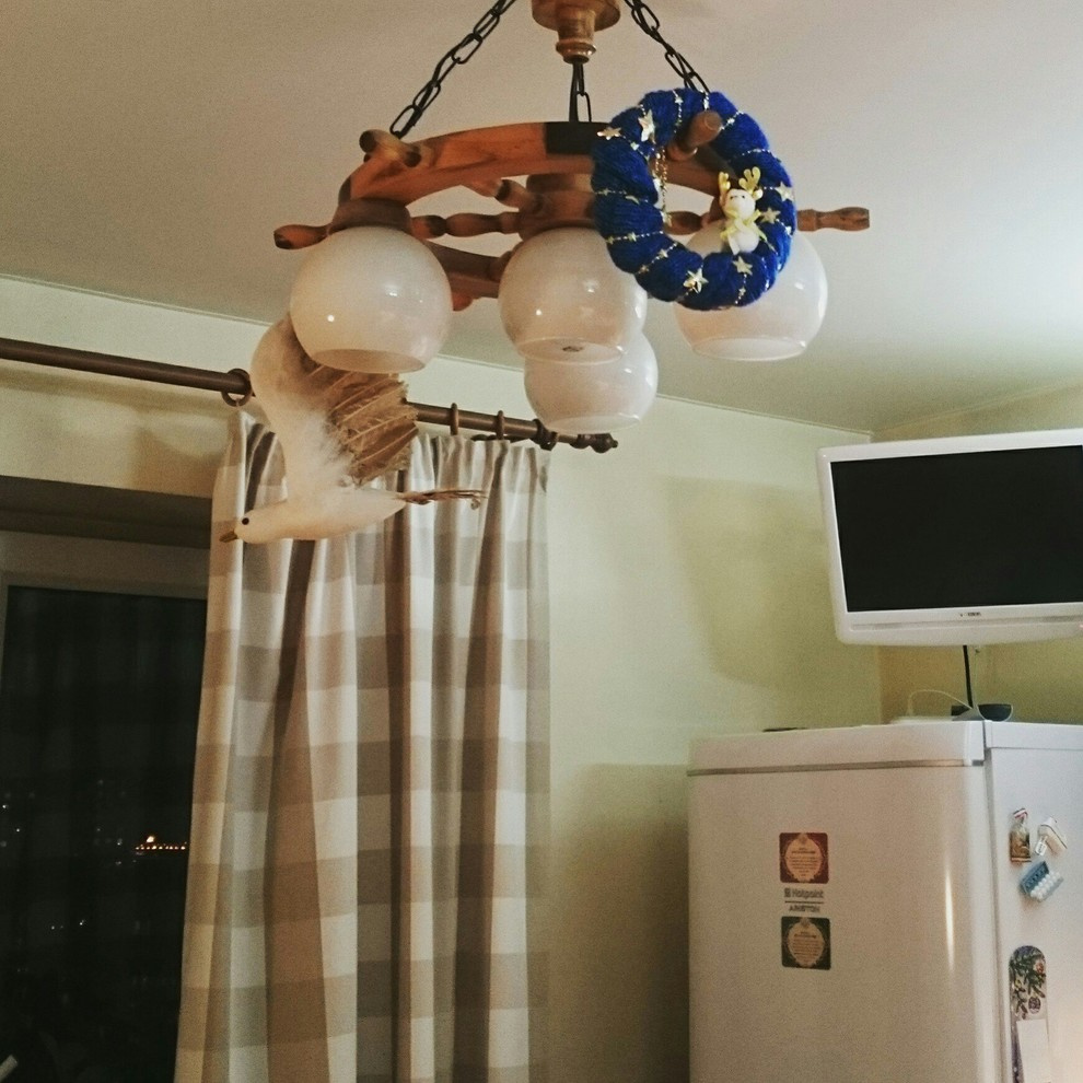 Венки La Couronne в интерьере и в руках