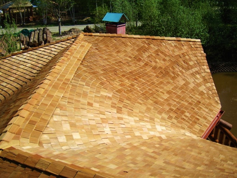 Фасад и кровля из дранки