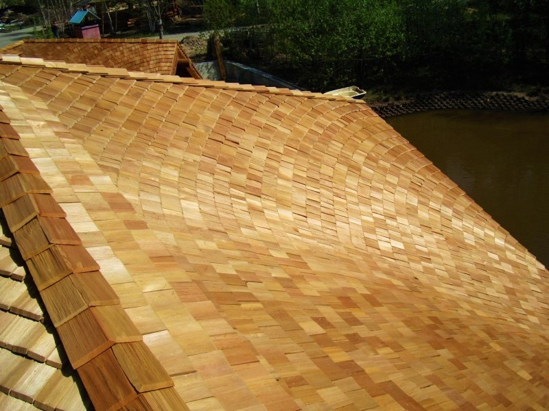 Фасад и кровля из дранки