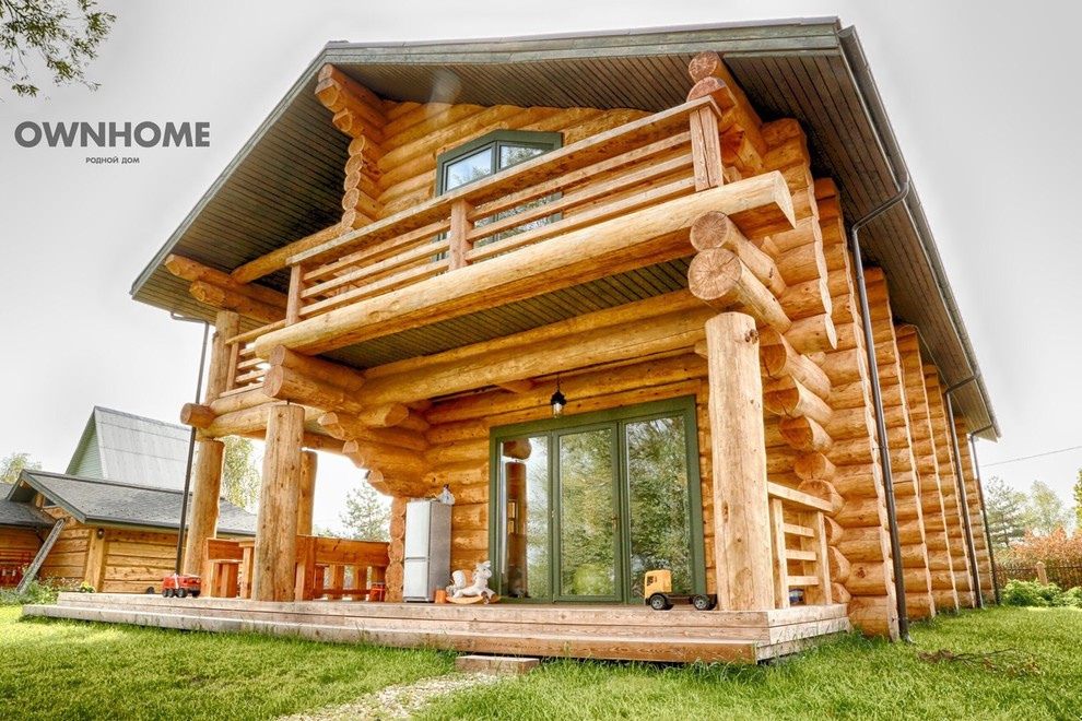 Дом из кедра на Волге