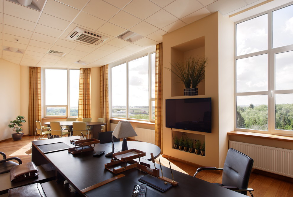 Офис компании SHERLAND