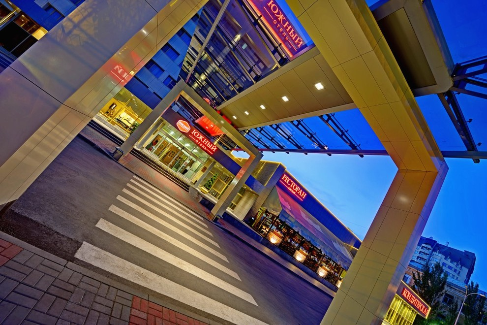 Отель "Южный" (Hotel Yuzhny Volgograd)