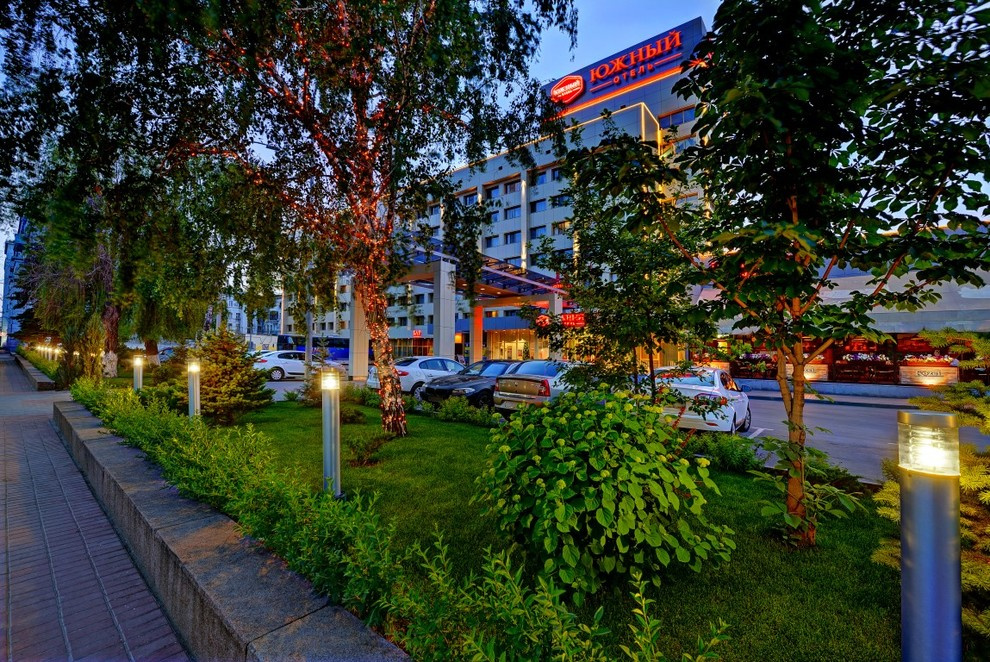 Отель "Южный" (Hotel Yuzhny Volgograd)