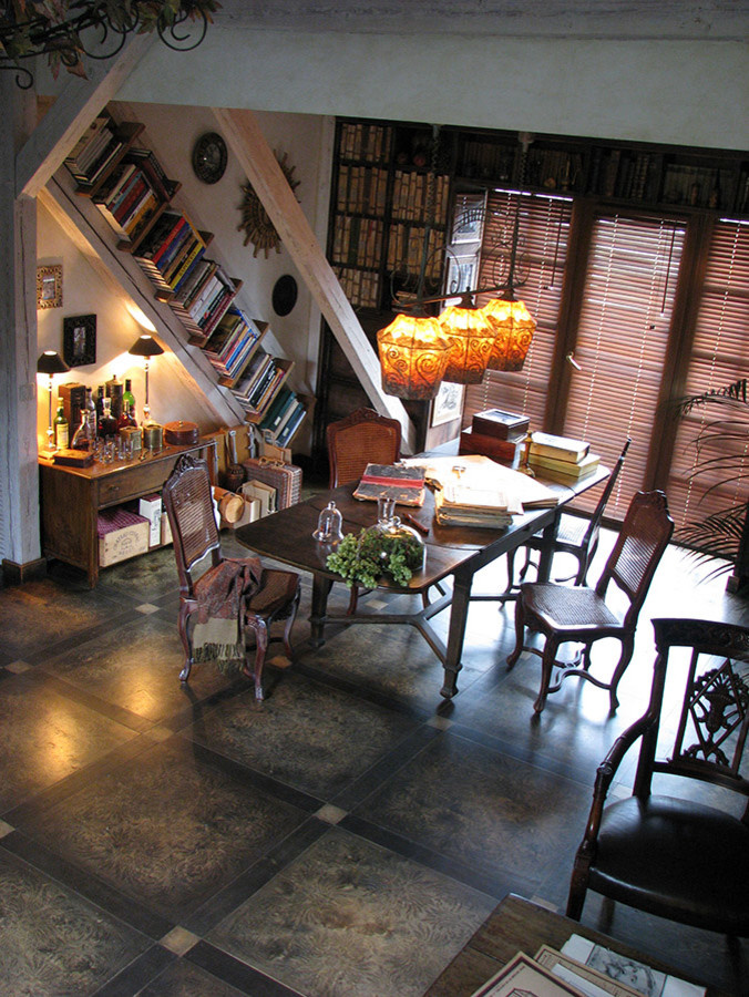 МАНСАРДА в СТАРОМ ДОМЕ. Калининград. Дизайнер Максим Панков.