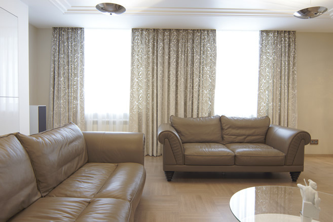 Дизайнерский микс :хай -тек  vs неоклассика.