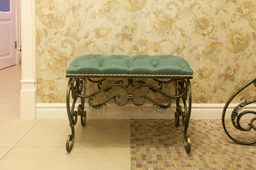 Гостиная, прихожая и холл в Классическом стиле. Фото реализованоного проекта