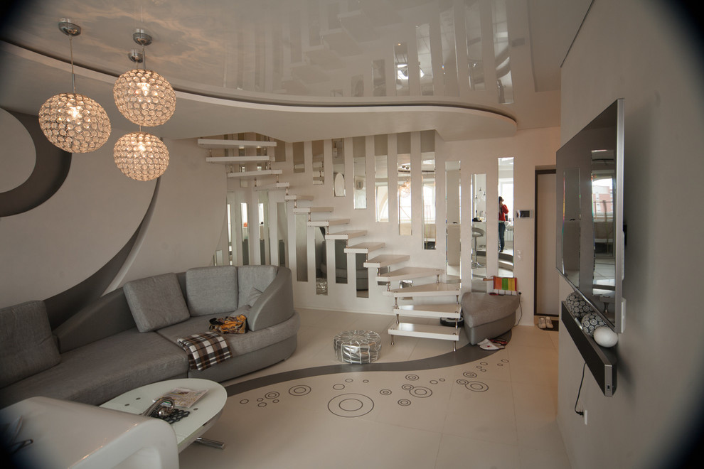 Лестница в малом пространстве в стиле Хай-тек